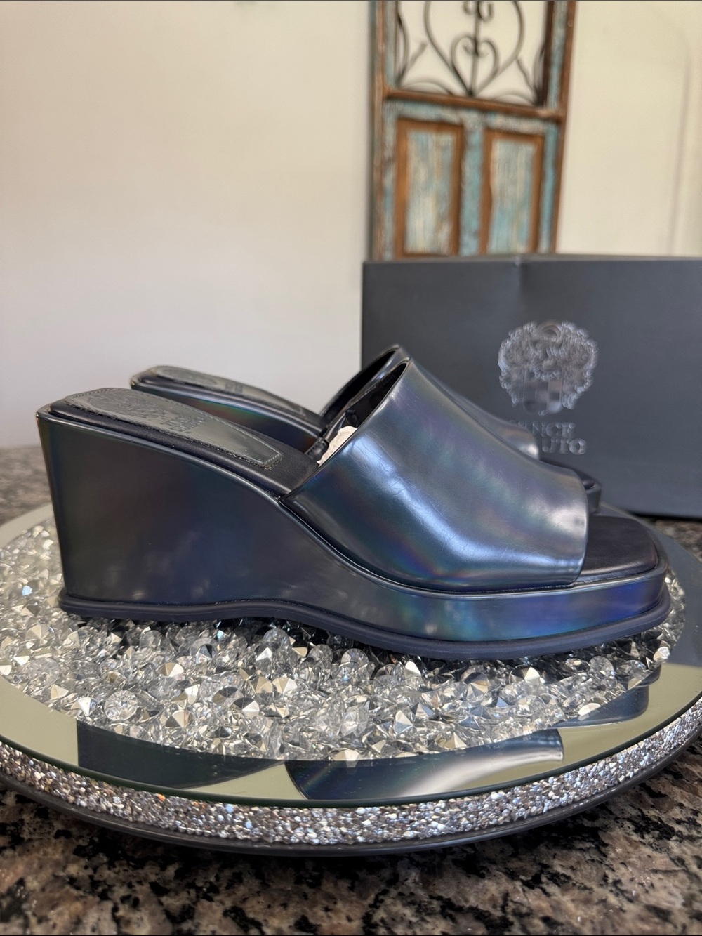 Vince Camuto Iridescent gunmetal holographic platform Wedge Slides NEW 9